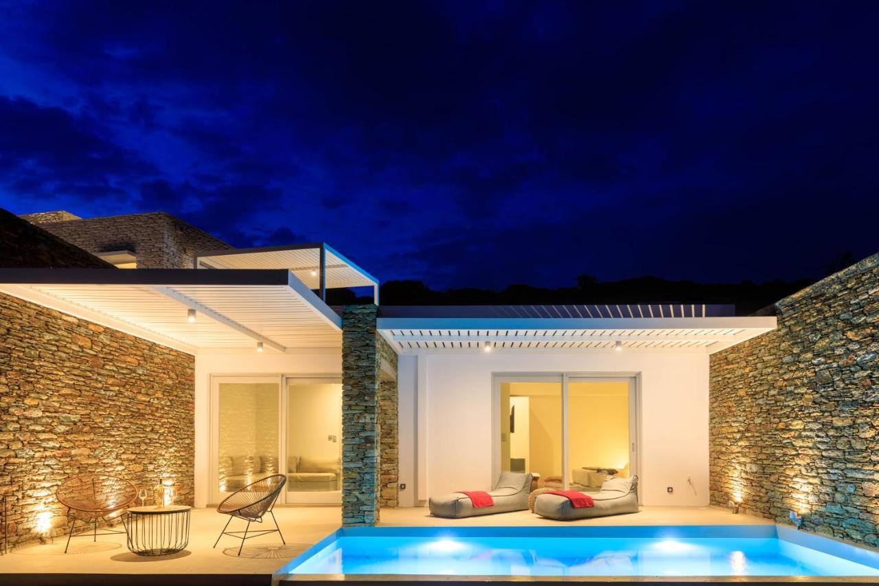 Iliades Luxury Boutique Suites Batsi  Exterior photo