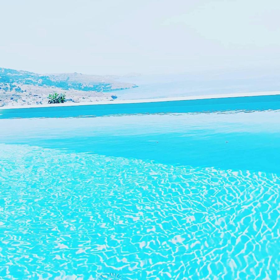 Iliades Luxury Boutique Suites Batsi  Exterior photo