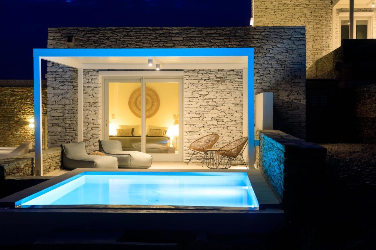 Iliades Luxury Boutique Suites Batsi  Exterior photo