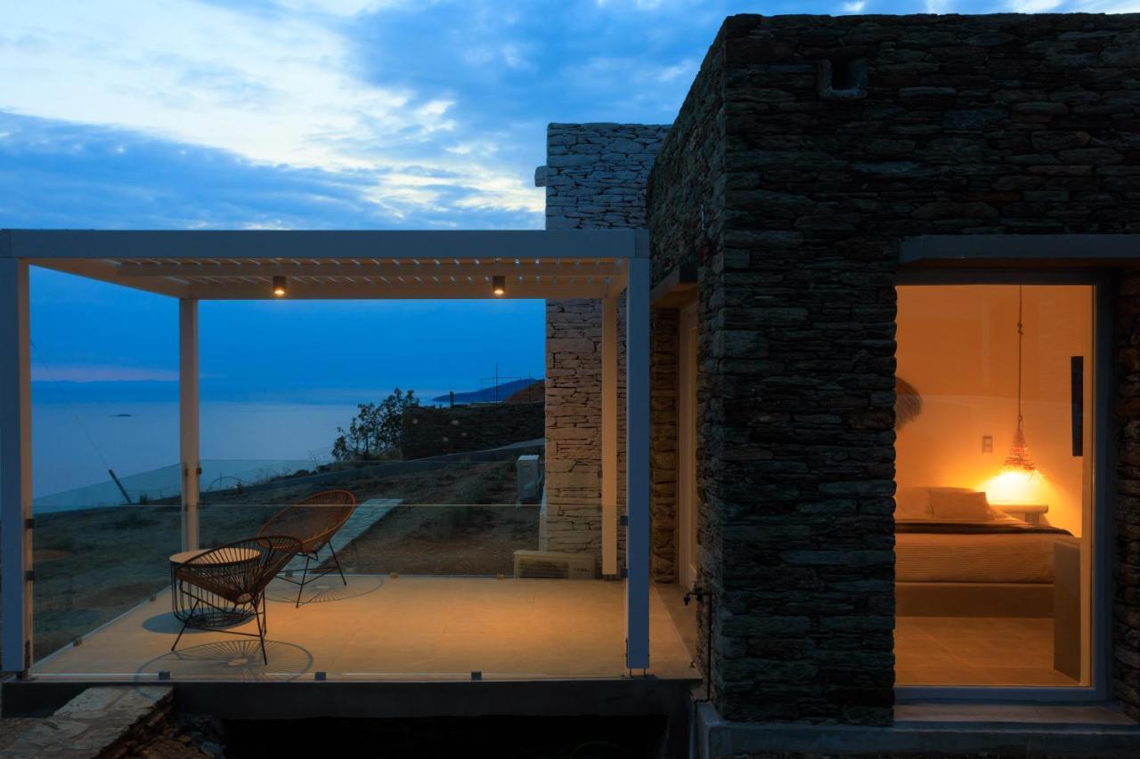 Iliades Luxury Boutique Suites Batsi  Exterior photo